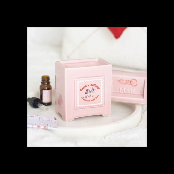 Cupid's Delivery Valentine Postbox Oil Burner