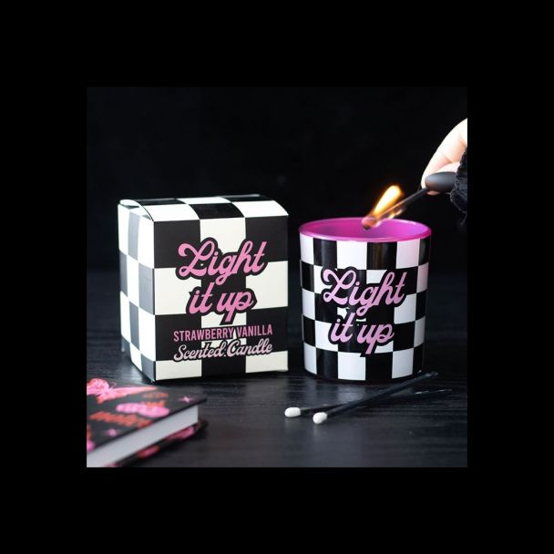 Light It Up Strawberry Vanilla Candle