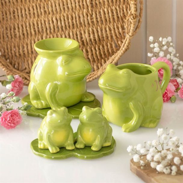 Luna Frog Shaped Mug